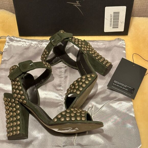 Giuseppe Zanotti studded Ankle-Wrap Chunky-Heel Sandal, Militare size 35 - Picture 11 of 16